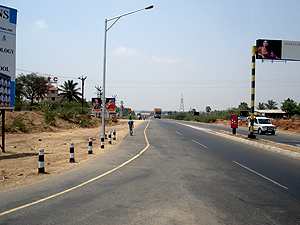 Bypass Road leading Cochin