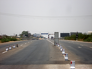 Bypass Road leading the Sulur tollgate