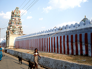 Road leading to Arulmigu Aranganatha Swamy Thirukovil Karamadai