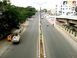 Road leading towards Mettupalayam from North Coimbatore