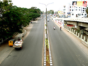 Road leading towards Mettupalayam from North Coimbatore