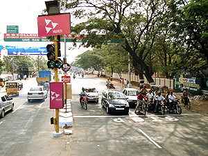 Avanashi Road Signal 2